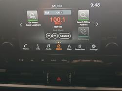 2024 Nissan Pathfinder ST-L
