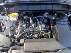 2024 Nissan Pathfinder ST-L