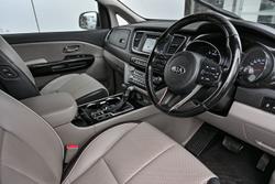 2019 Kia Carnival Platinum