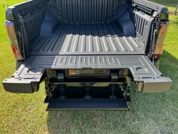 2025 MG MGU9 Explore Pro EKK1C MY25 4X4 Dual Range Midnight Black