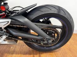 2015 Triumph DAYTONA 675 WHITE