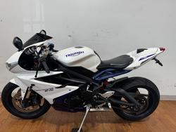 2015 Triumph DAYTONA 675 WHITE