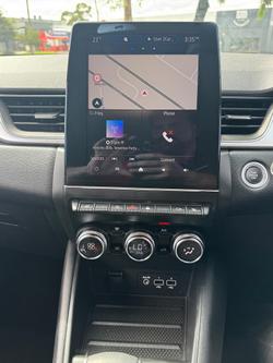 2021 Renault Captur Intens XJB Pearl White