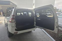 2017 Toyota Landcruiser Prado VX