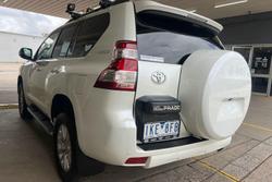2017 Toyota Landcruiser Prado VX