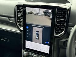 2024 Ford Everest Platinum
