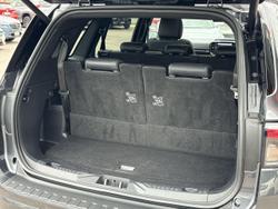 2024 Ford Everest Platinum