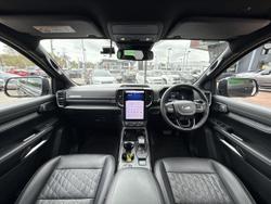 2024 Ford Everest Platinum