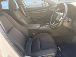 2023 Mazda 3 G20 Evolve