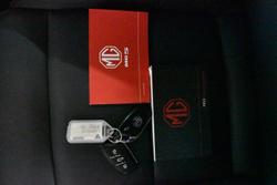 2024 MG MG5 Essence