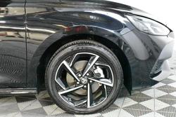 2024 MG MG5 Essence