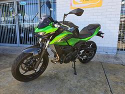 2026 Kawasaki Z500 Green