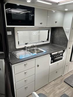 2020 Safari Caravans Legacy 22 Family Van