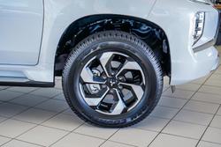 2024 Mitsubishi Pajero Sport GLS