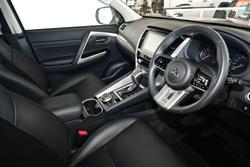 2024 Mitsubishi Pajero Sport GLS