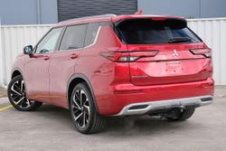 2023 Mitsubishi Outlander Exceed