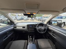 2018 Mitsubishi Outlander LS