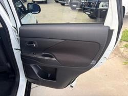 2018 Mitsubishi Outlander LS