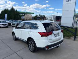 2018 Mitsubishi Outlander LS