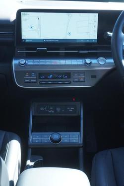 2025 Hyundai Kona Premium