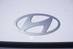 2025 Hyundai Kona Premium