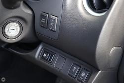 2025 Nissan Navara ST