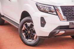 2025 Nissan Navara ST-X