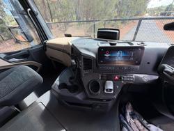 2021 Mercedes-Benz 2663