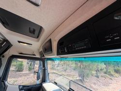 2021 Mercedes-Benz 2663