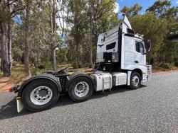 2021 Mercedes-Benz 2663