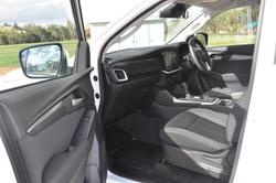 2025 Isuzu MU-X LS-M