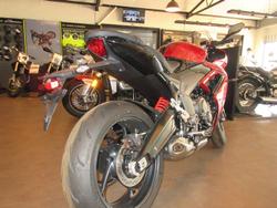 2025 Triumph Daytona 660 Daytona Red
