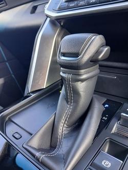 2024 Toyota Landcruiser GXL