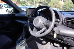 2024 Toyota Yaris Ascent Sport