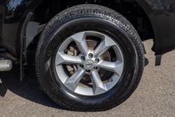 2014 Nissan Navara Titanium