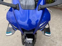 2025 Yamaha YZF-R1 Blue