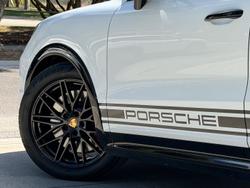 2024 Porsche Cayenne GTS 9YA II MY25 4X4 On Demand White