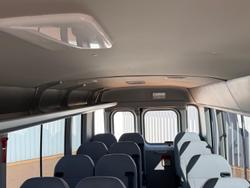 2025 Toyota Coaster GDB70R