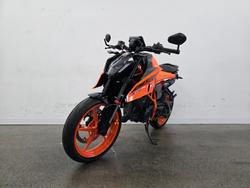 2024 Ktm 390 DUKE Orange