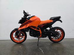 2024 Ktm 390 DUKE Orange