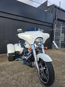 2018 Harley-Davidson FLRT FREEWHEELER WHITE