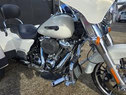 2018 Harley-Davidson FLRT FREEWHEELER WHITE