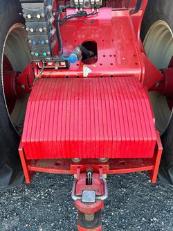 2015 Versatile 425 Red