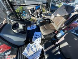 2015 Versatile 425 Red