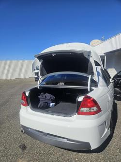 2003 Holden Special Vehicles Clubsport R8 Y Series 2 Heron White