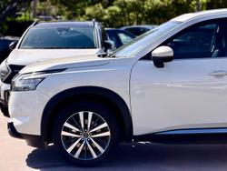 2022 Nissan Pathfinder Ti-L