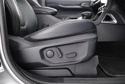 2024 Ford Everest Platinum