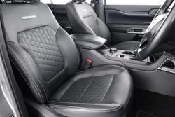 2024 Ford Everest Platinum