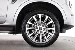 2024 Ford Everest Platinum