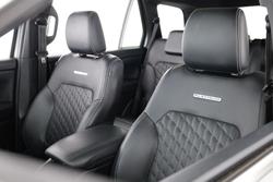 2024 Ford Everest Platinum